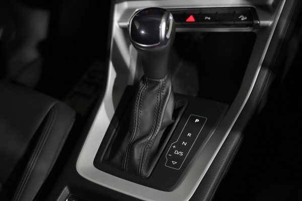 2022 Audi Q3 F3 35 TFSI S line SUV Image 13