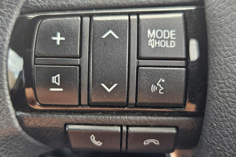 2020 Toyota HiLux  SR Dual Cab Ute Image 21