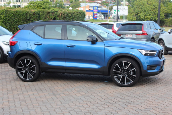 2020 Volvo XC40 XZ T5 R-Design Suv