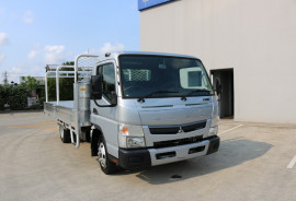Fuso Canter TRADIE TRAY 515 WIDE CAB SILVER TRADIE TRAY