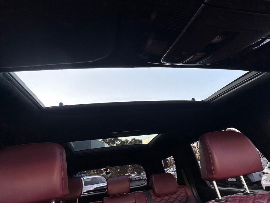 2021 Hyundai Palisade LX2.V1 Highlander SUV Image 32