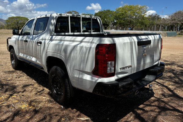 2026 Mitsubishi Triton MV GLX Ute Image 4