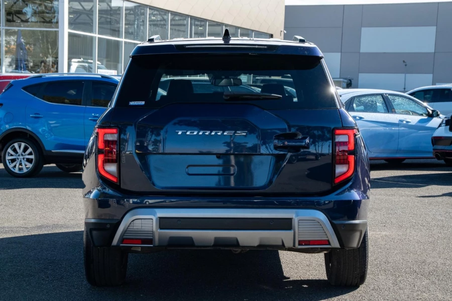 2025 KGM Torres J116 Adventure SUV Image 5
