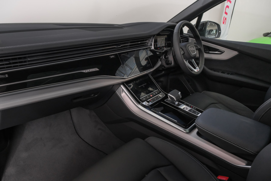 2026 MY25 Audi Q7 4M TFSI 250kW S line SUV