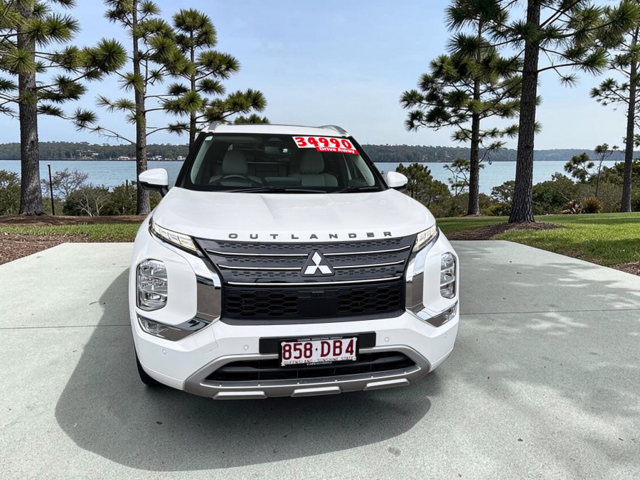 2021 MY22 Mitsubishi Outlander ZM Exceed SUV Image 2