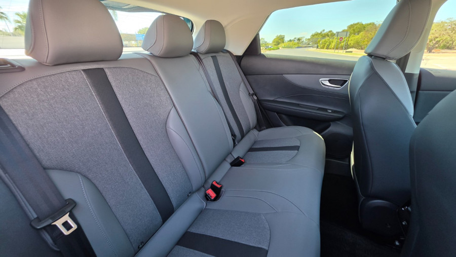 2026 MG MG4 AH4E Essence 64 Hatch Image 20
