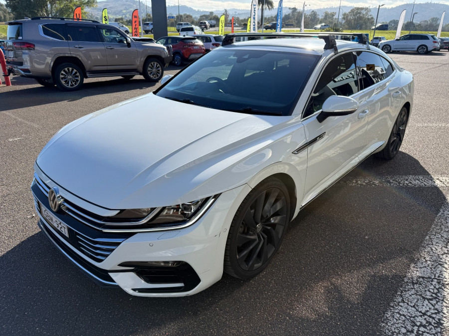 2018 Volkswagen Arteon 3H 206TSI R-Line Sedan Image 5