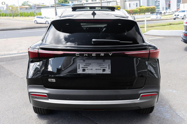 2026 Chery E5  Ultimate SUV Image 3
