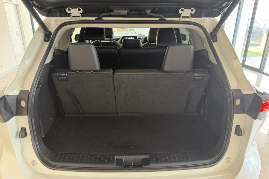 2021 Toyota Kluger GSU70R Grande SUV Image 10