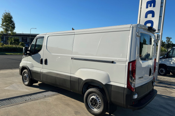 2023 MY22 Iveco Daily E6 35S DAILY VAN 3520WB 136HP 9m3 Other