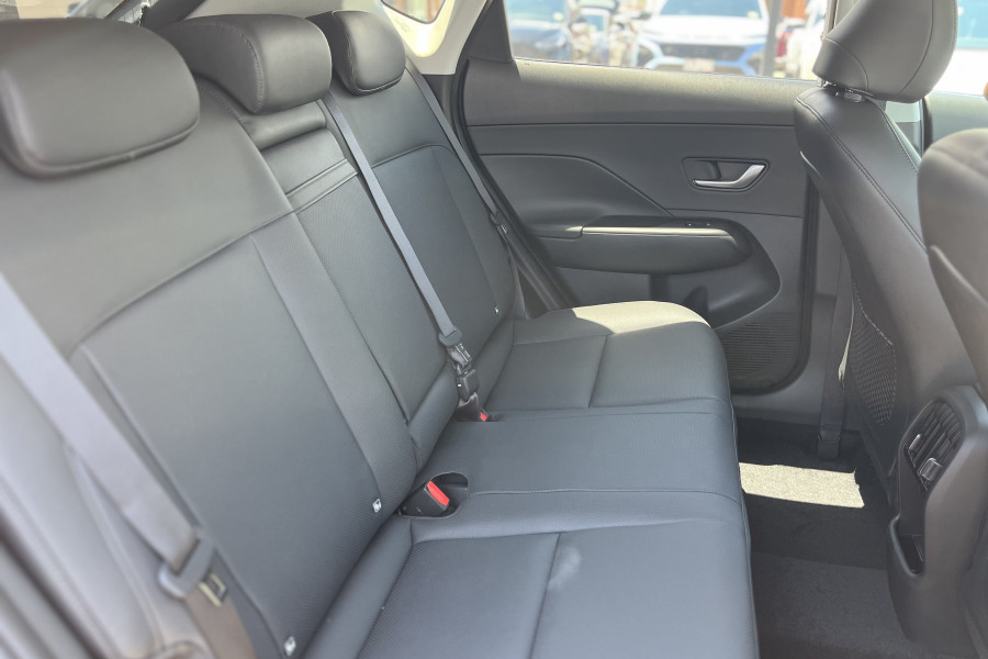 2025 Hyundai KONA SX2.V2 Hybrid Premium SUV Image 19