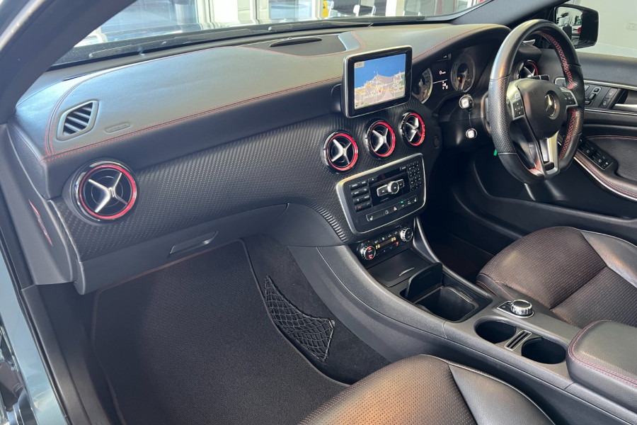 2013 Mercedes-Benz A-Class W176 A250 Hatch Image 21