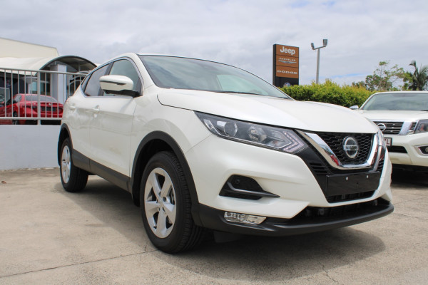 Nissan QASHQAI ST Plus J11 Series 3