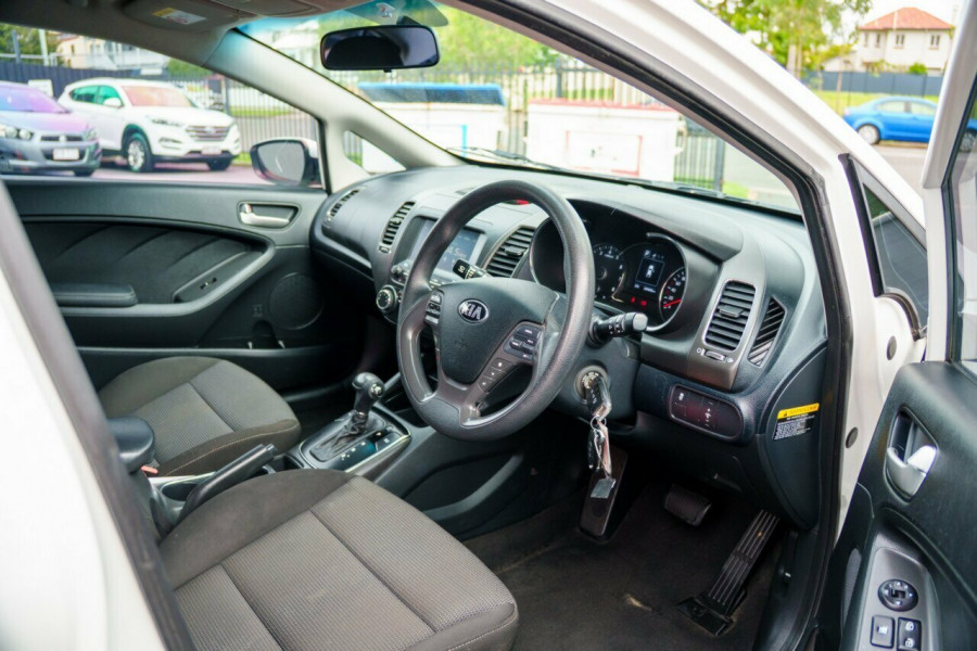 2016 MY17 Kia Cerato YD S Sedan Image 14