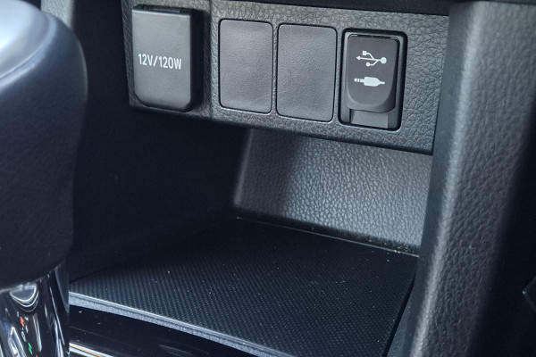 2018 Toyota Corolla ZRE172R ZR Sedan Image 21