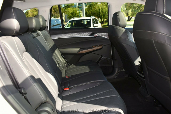2025 MG QS IS31 Essence SUV Image 6