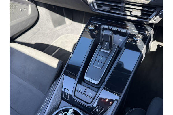 2022 Porsche 911 992 Targa 4 GTS Convertible Image 20