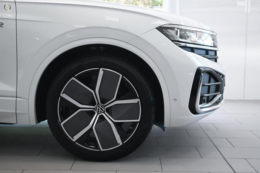 2025 Volkswagen Touareg RC 210TDI R-Line SUV