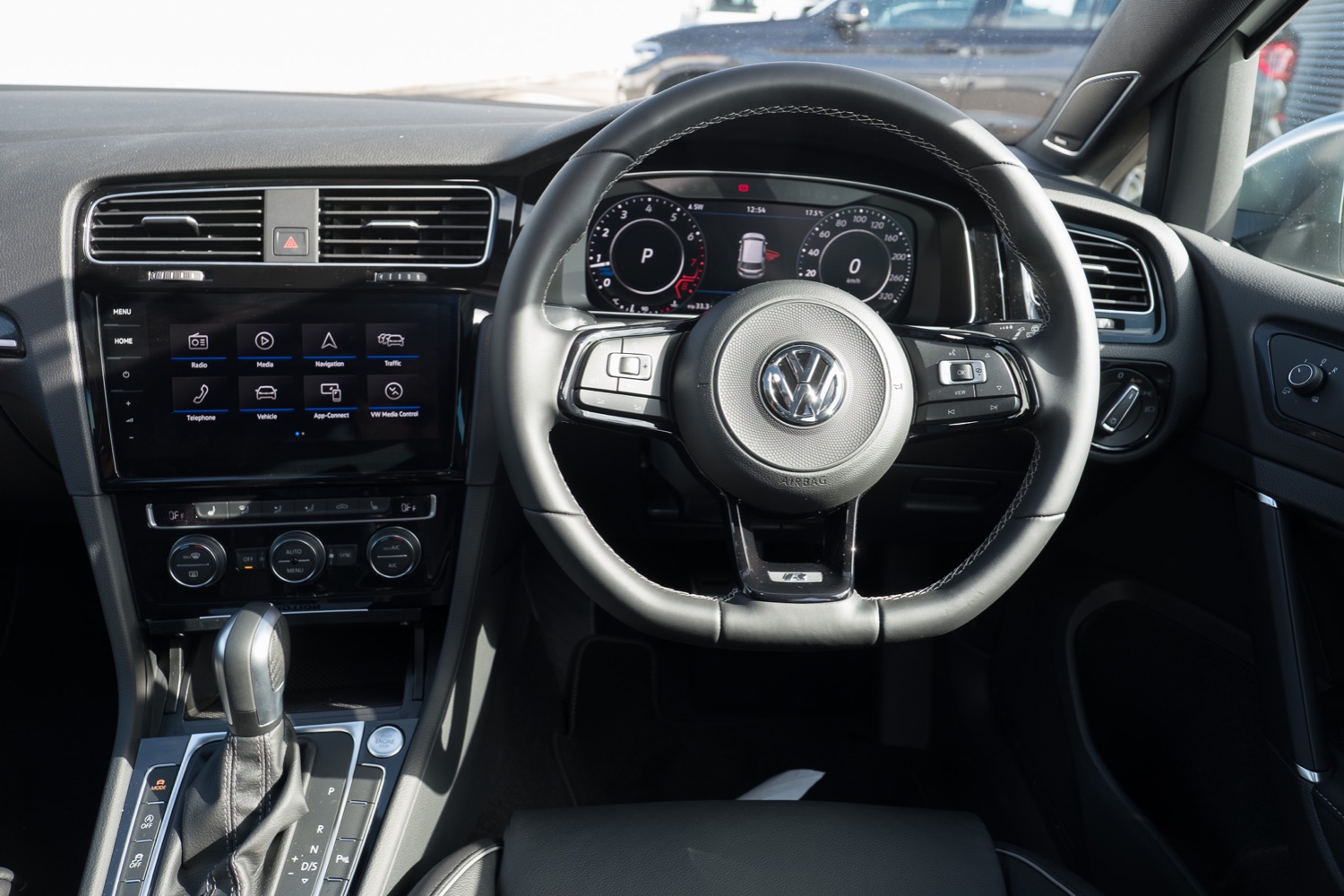 2020 Volkswagen Golf 7.5 R Hatch Image 18