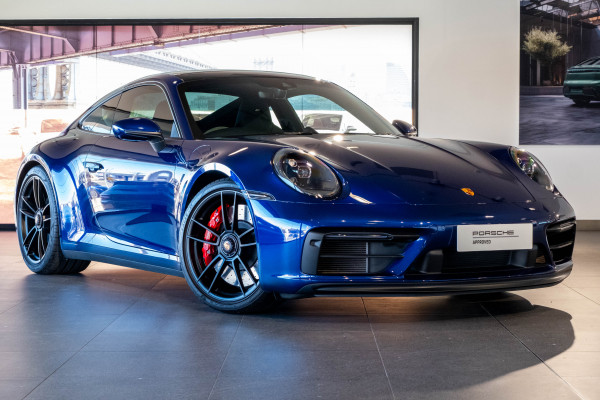 Porsche 911 Carrera GTS 992