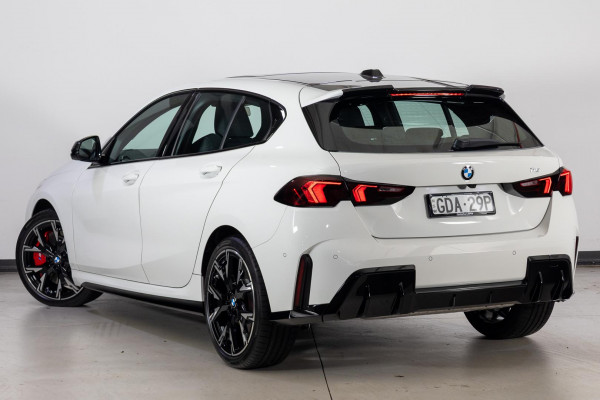 2026 BMW 1 Series F70 118 M Sport Hatch image 4
