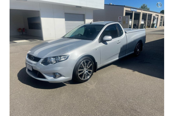 2011 Ford Falcon Ute FG XR6 Limited Edition Ute Image 3