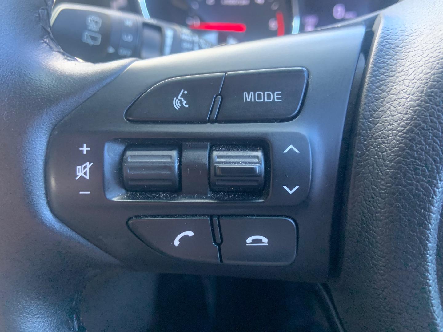 2020 Kia Carnival YP SLi Van Image 31