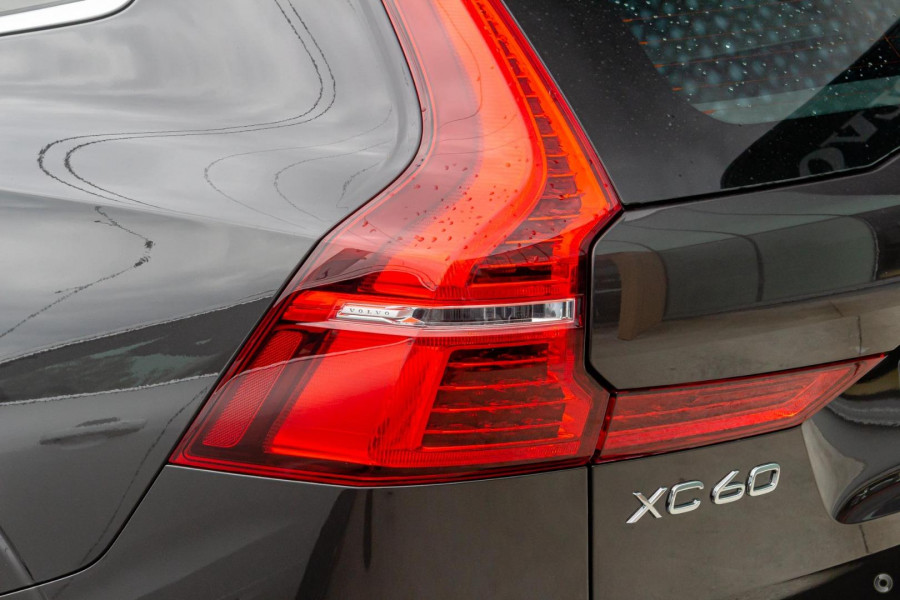 2024 MY25 Volvo XC60  Ultra B5 Bright SUV Image 7