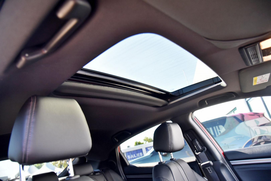 2017 Honda Civic 10th Gen RS Hatch Image 6