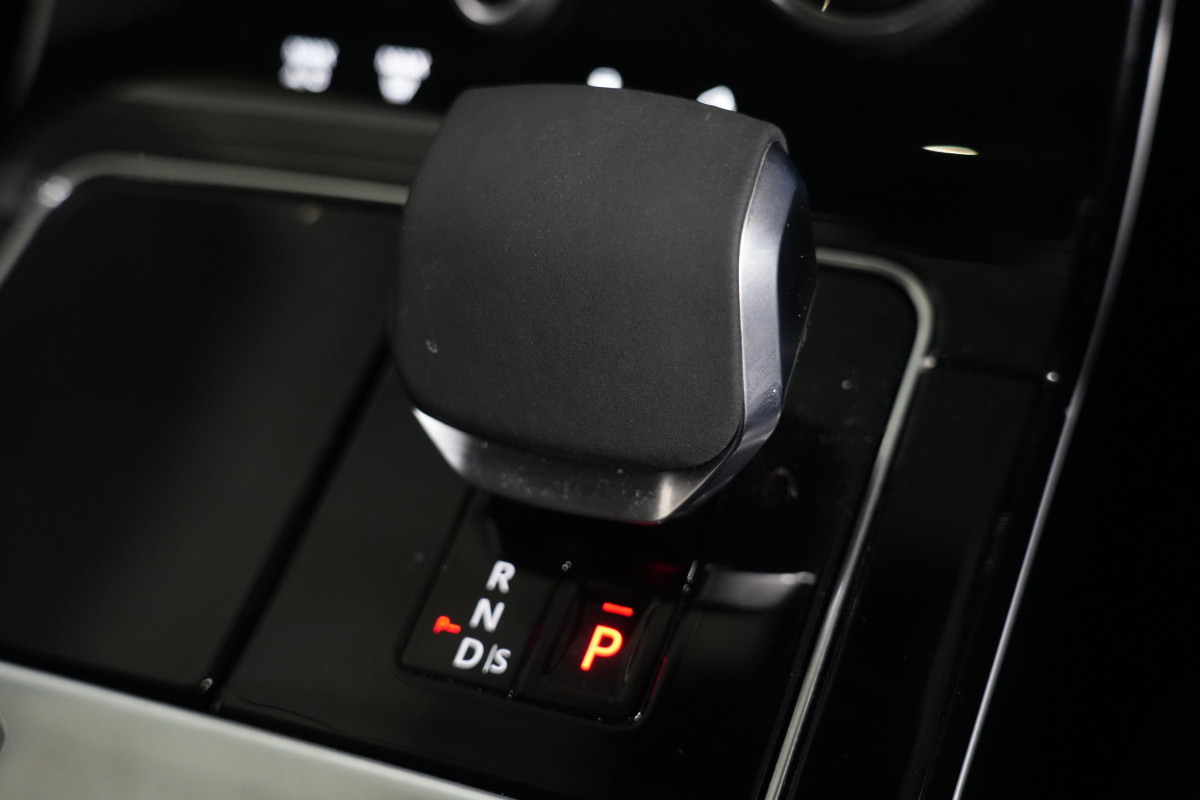 2023 Land Rover Range Rover Velar L560 P250 R-Dynamic S SUV