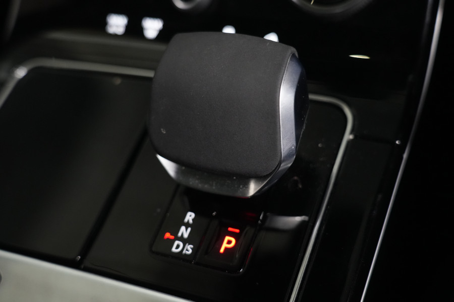 2023 Land Rover Range Rover Velar L560 P250 R-Dynamic S SUV