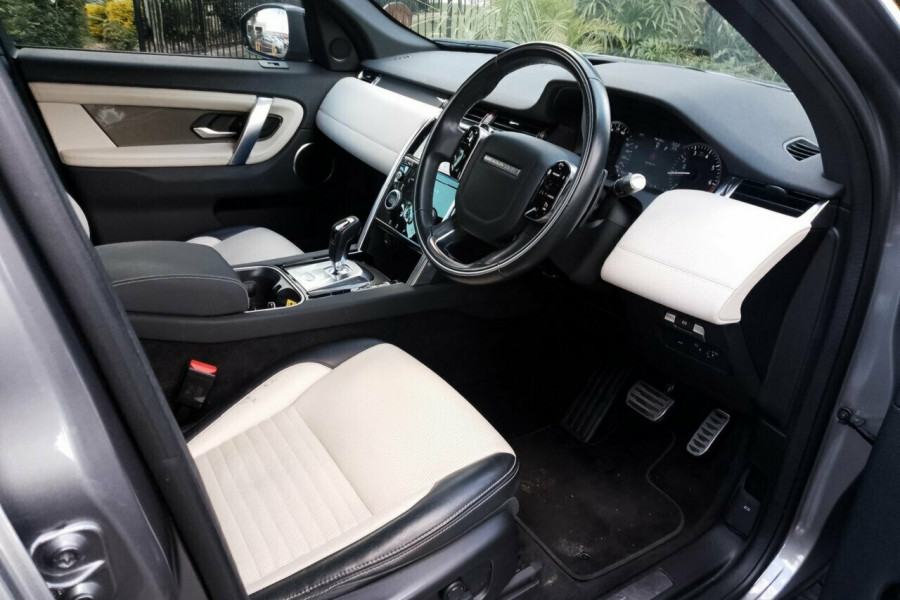 2020 Land Rover Discovery Sport L550 P200 R-Dynamic S SUV Image 22