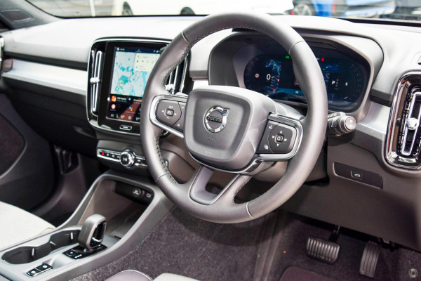 2025 MY26 Volvo XC40 XZ Plus B4 SUV Image 10