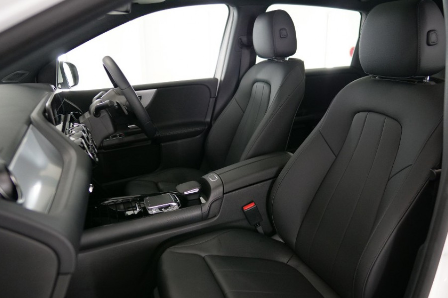 2019 Mercedes-Benz B180 W247 B180 Hatchback Image 6