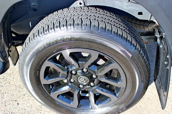 2021 Toyota HiLux GUN126R Rogue Dual Cab Pick Up Image 7