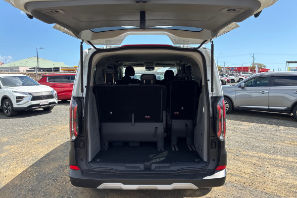 2024 MY24.5 Ford Tourneo AV Active People Mover Image 10