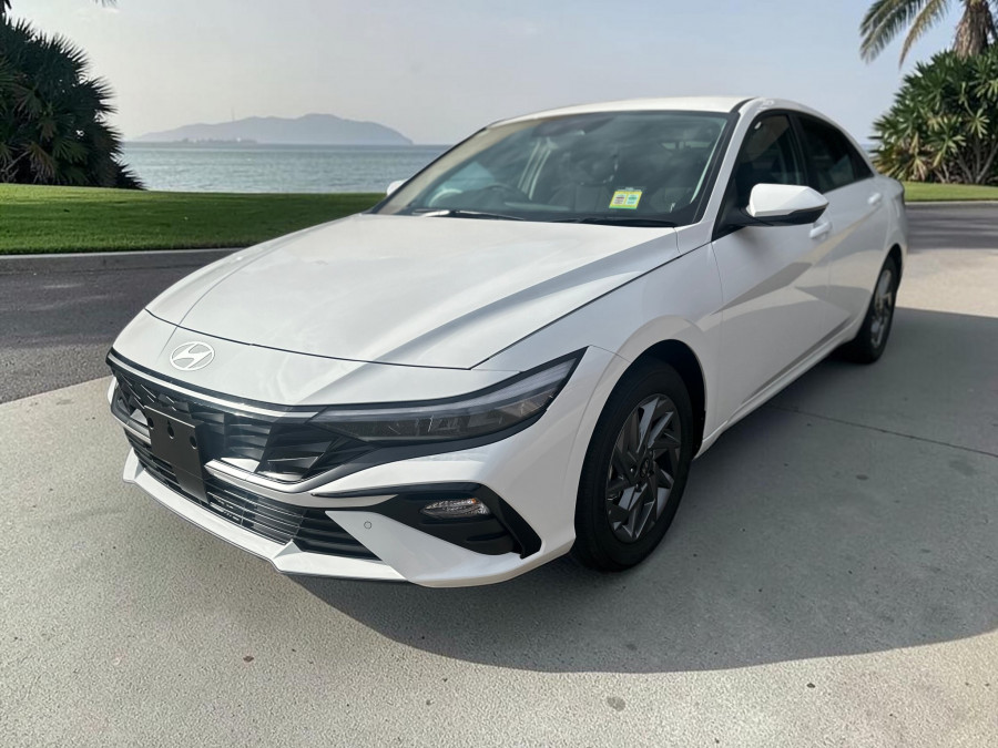 2026 Hyundai i30 CN7.V4  Sedan Image 3