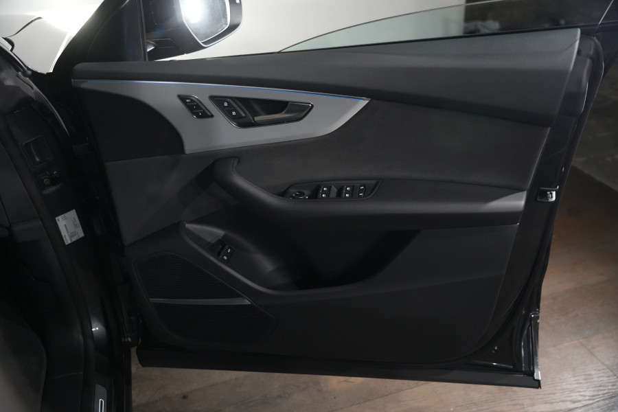 2024 Audi Q8 F1 60 TFSI e S Line SUV