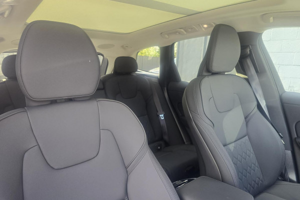 2026 Volvo XC60 UZ Plus B5 Bright SUV Image 14