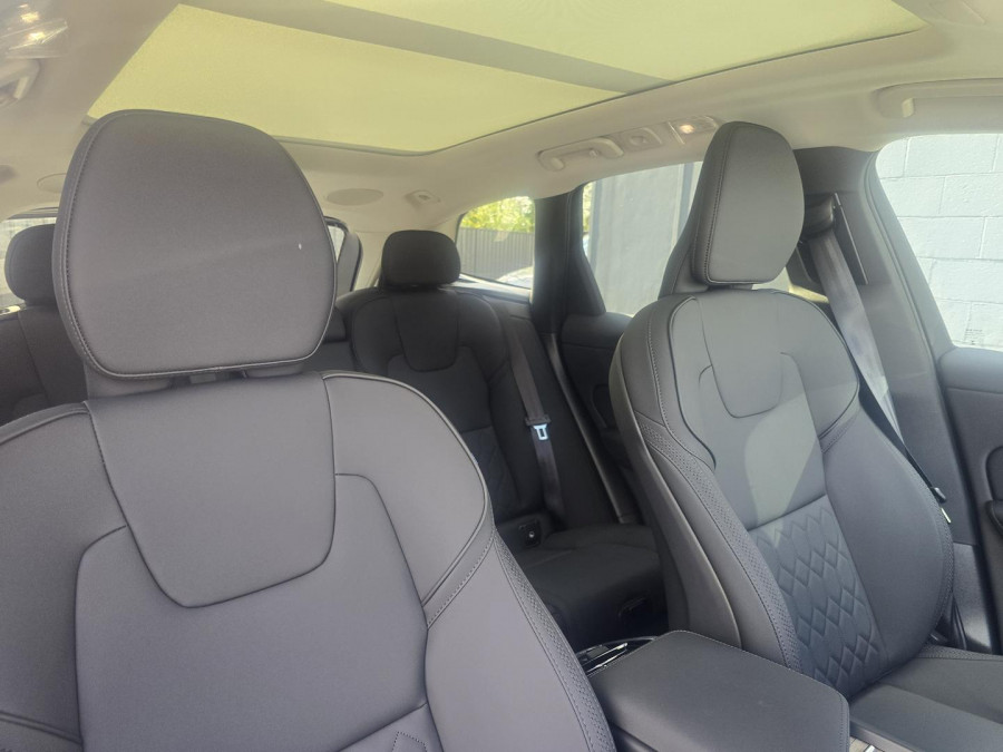 2026 Volvo XC60 UZ Plus B5 Bright SUV Image 14