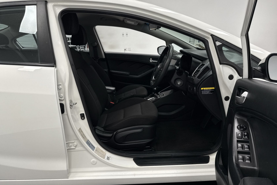 2018 Kia Cerato YD S Sedan Image 19