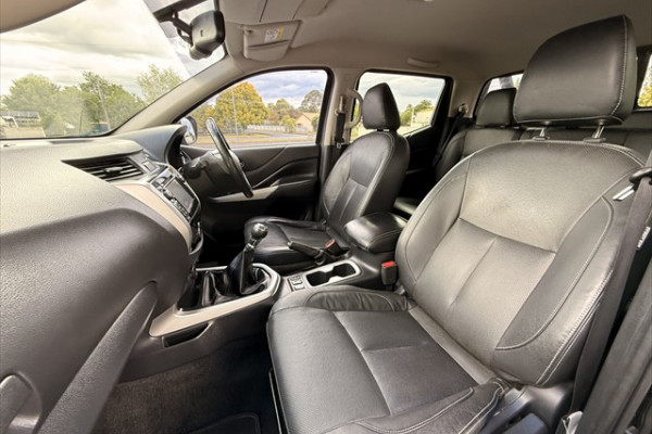 2017 Nissan Navara D23 Series 2 ST-X Black Edition Ute Image 15