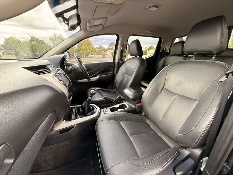 2017 Nissan Navara D23 Series 2 ST-X Black Edition Ute Image 15
