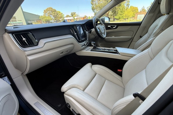 2020 Volvo XC60 UZ D4 Inscription SUV Image 9