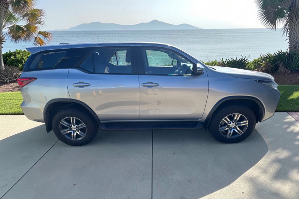 2018 Toyota Fortuner GUN156R GX SUV Image 2