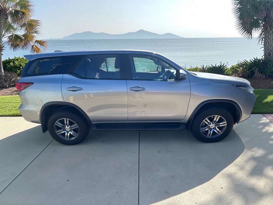 2018 Toyota Fortuner GUN156R GX SUV Image 2
