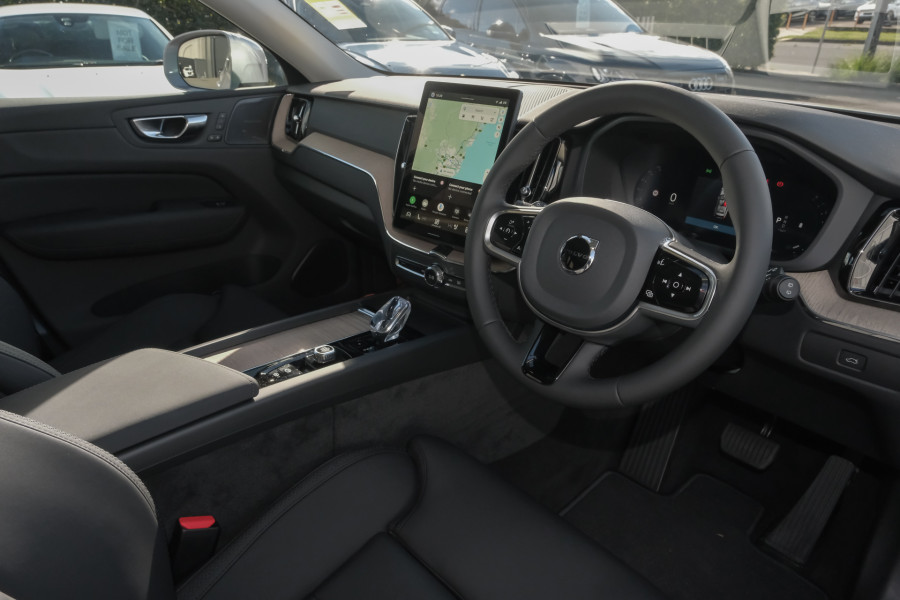 2026 Volvo XC60 UZ Plus B5 Bright SUV Image 7