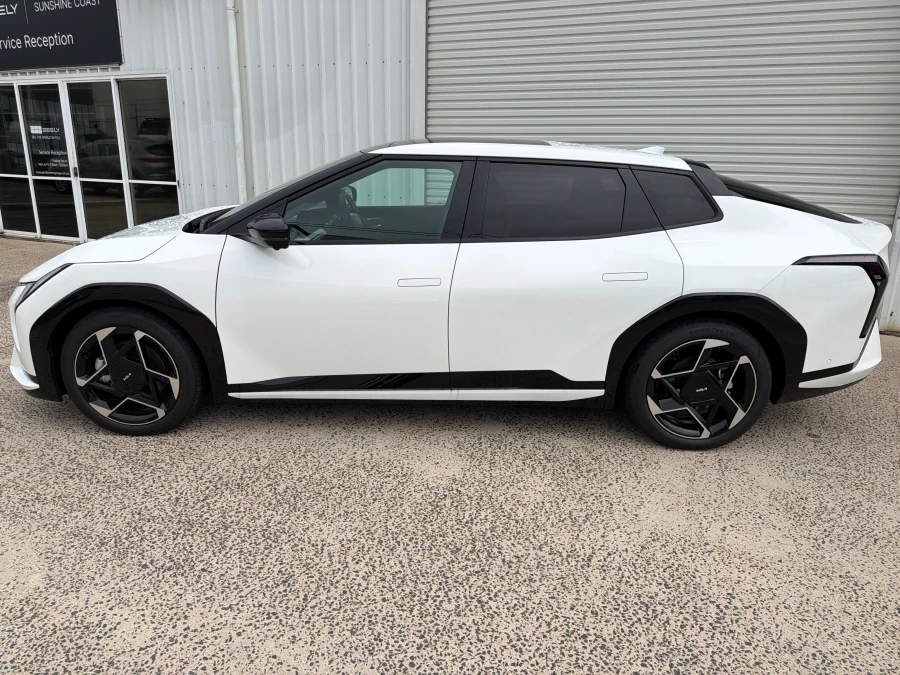 2026 Kia EV4  GT-Line Long Range Sedan Image 4