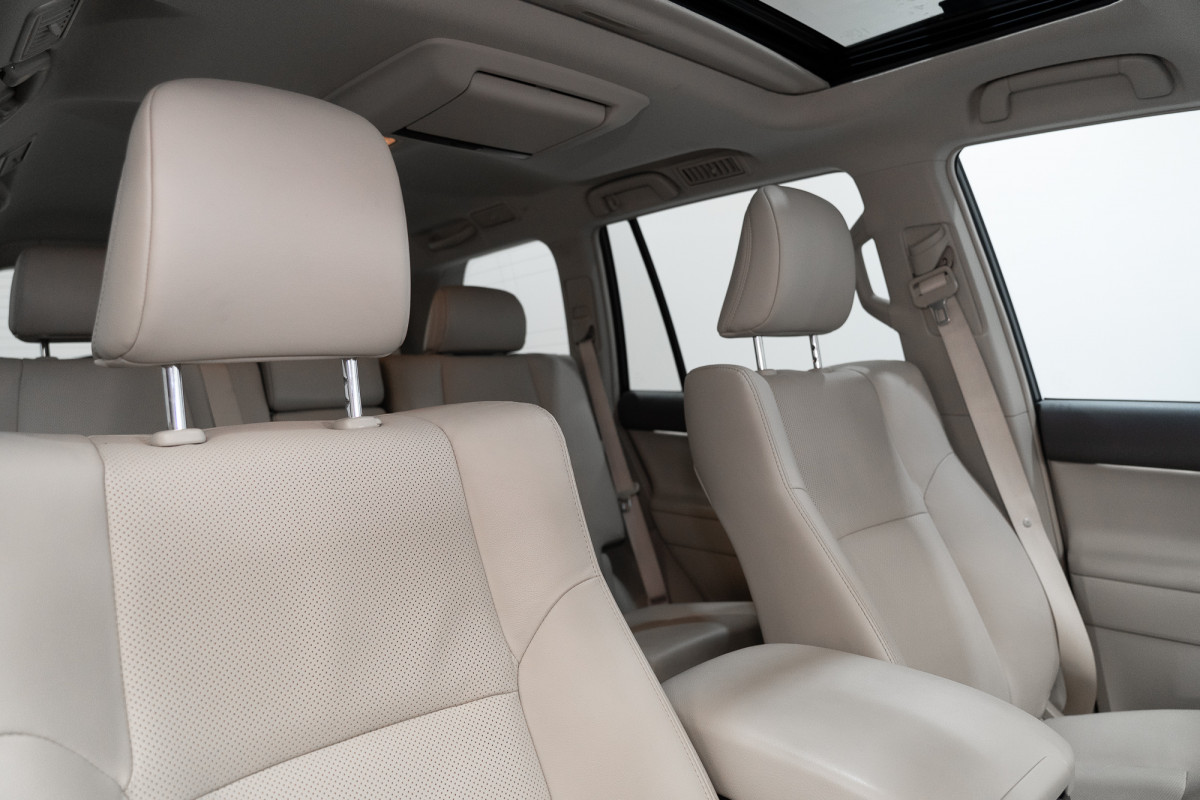 2023 Toyota LandCruiser Prado Prado Kakadu SUV Image 4