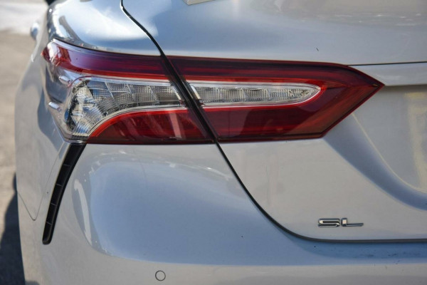 2020 Toyota Camry AXVH71R SL Sedan Image 18